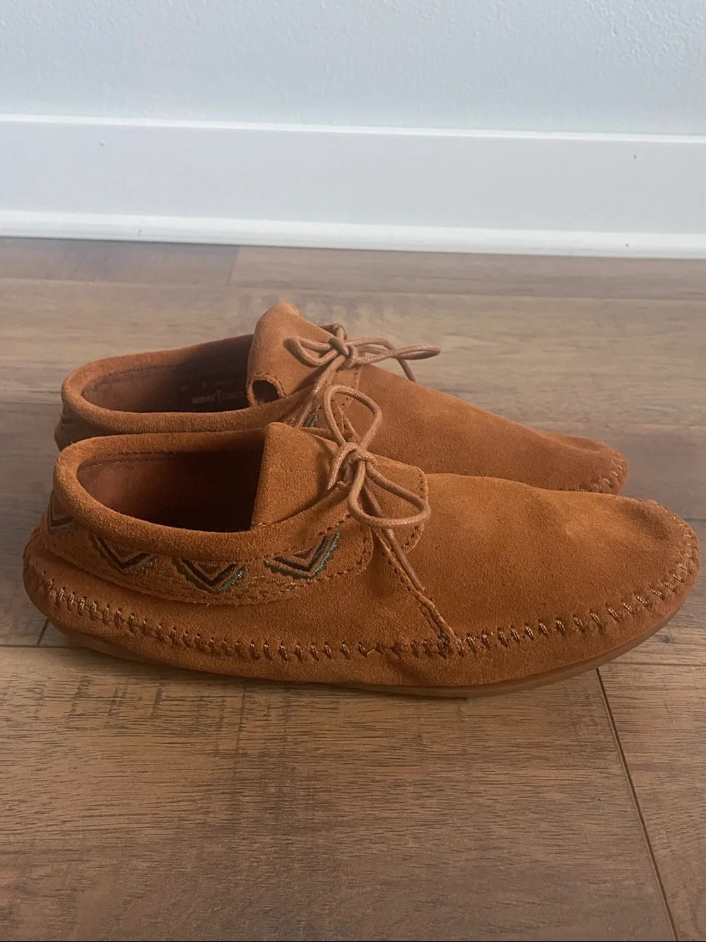 Minnetonka Women's Mosaic Boot Size 7